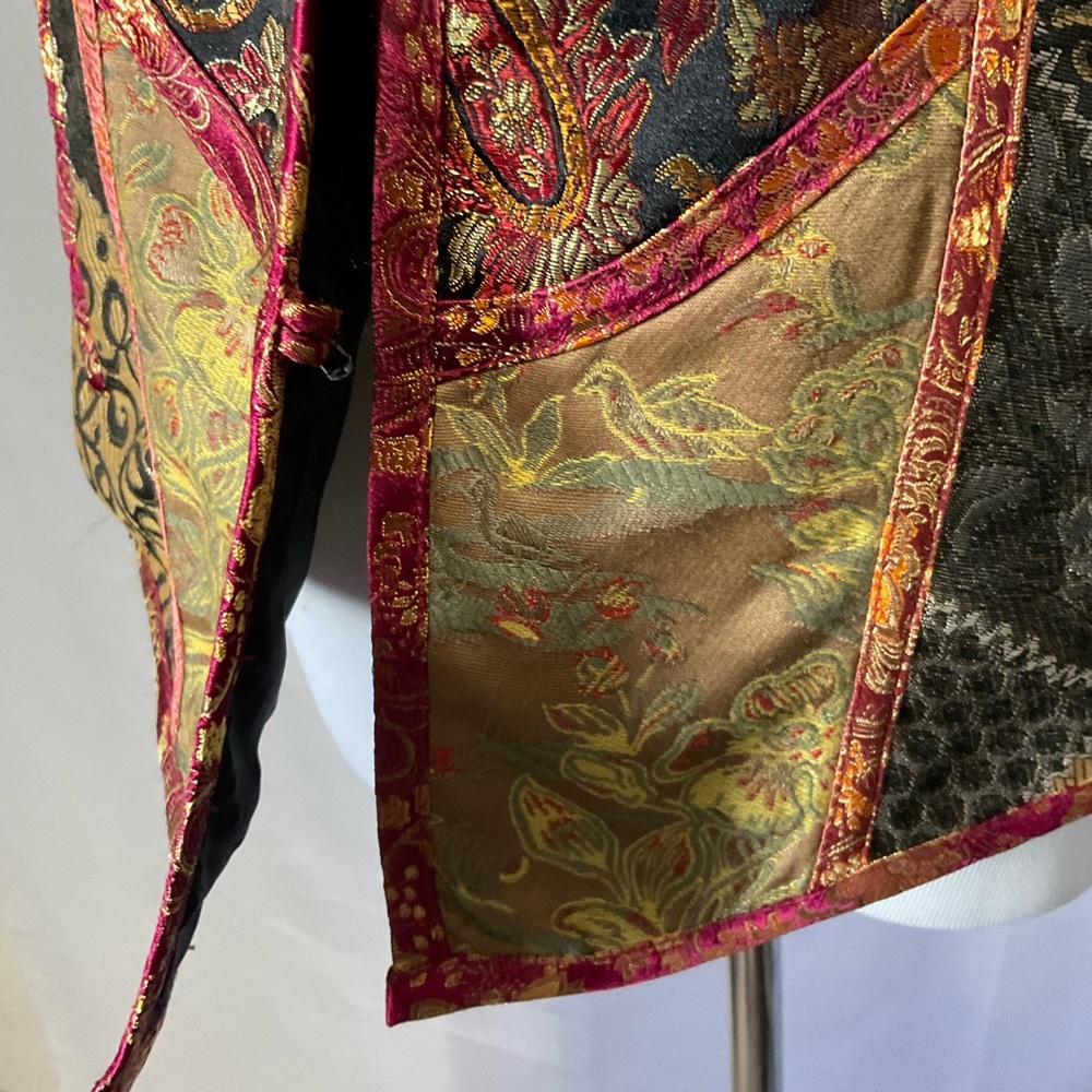 Vintage Ruby Rd Patchwork Tapestry Vest With Pock… - image 4